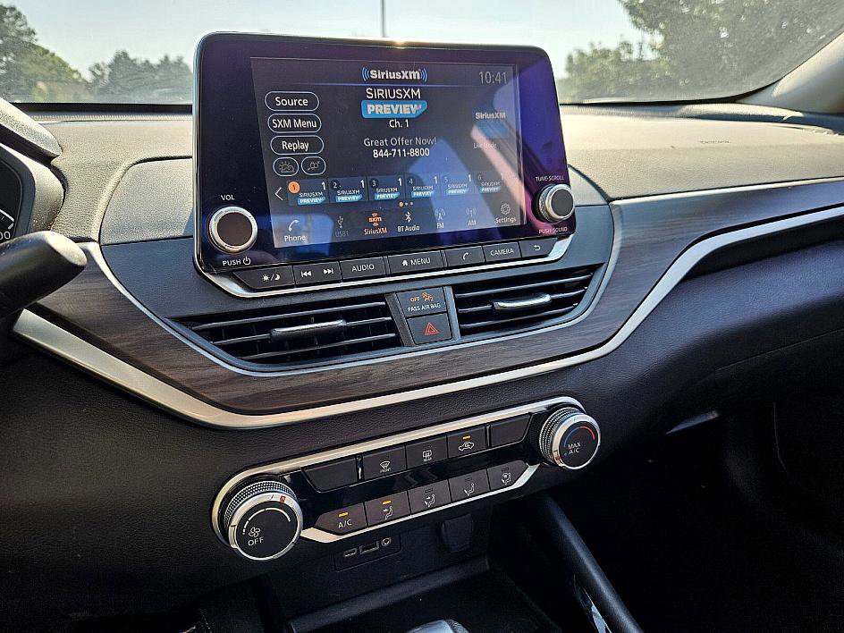 2023 Nissan Altima 2.5 SV photo 16