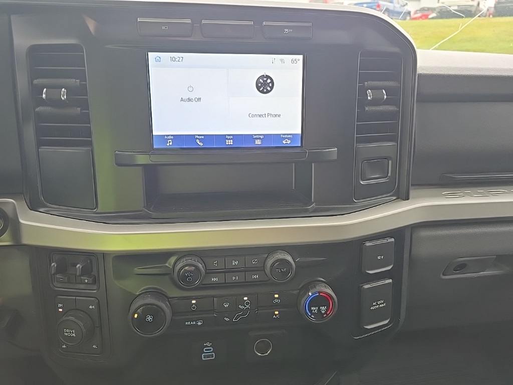 2024 Ford F-350 photo 21