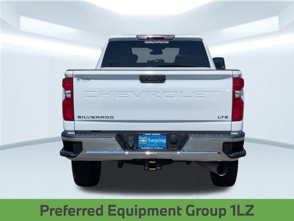 2024 Chevrolet Silverado 2500HD LTZ photo 3
