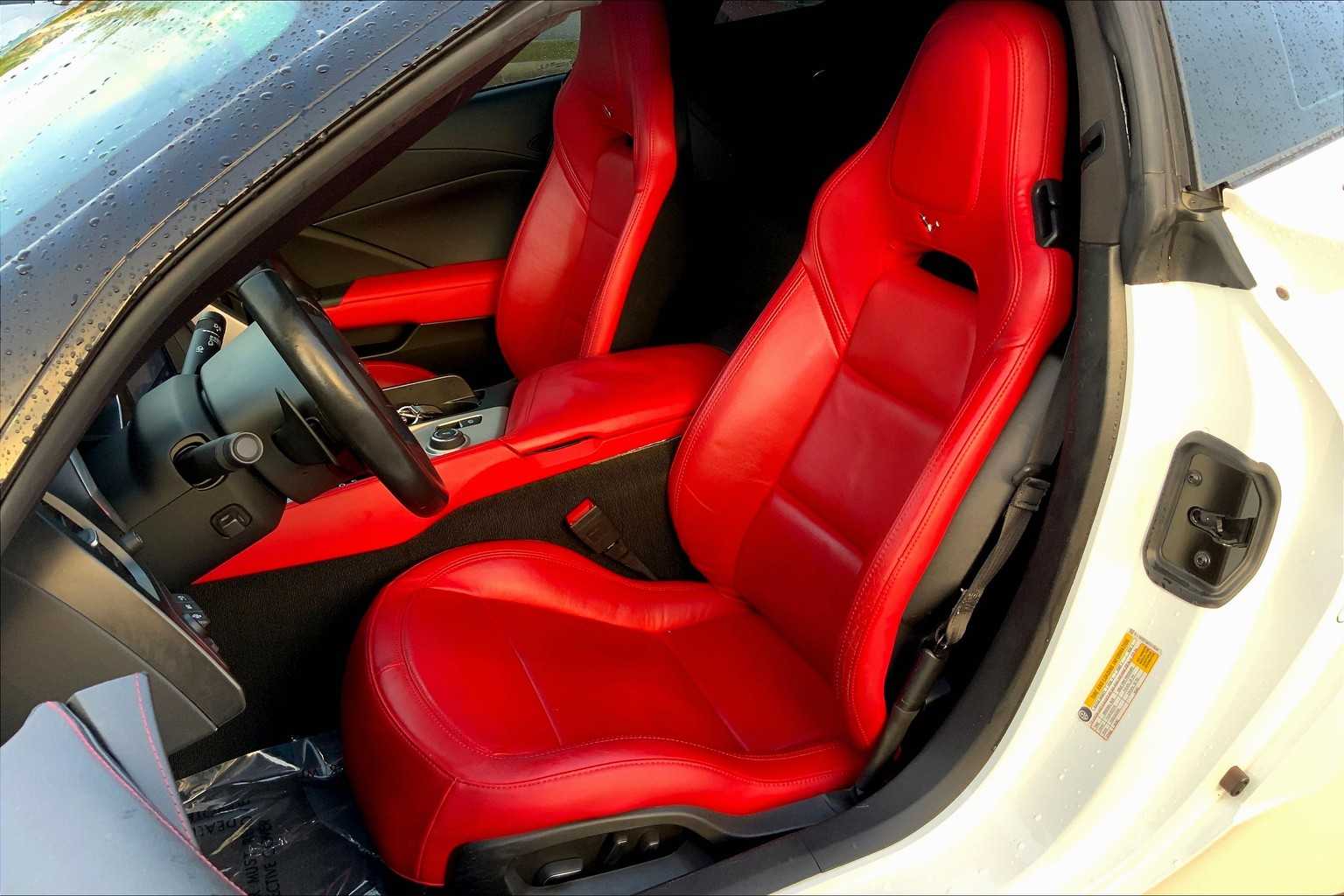 Image 5 of Pre-Owned 2015 Chevrolet Corvette 2LT - In-Stock