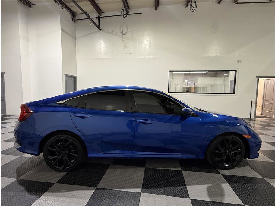 2020 Honda Civic Sport photo 3