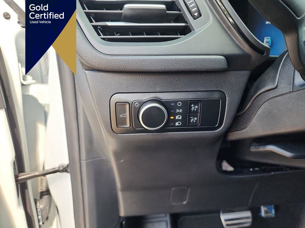 2024 Ford Escape ST-Line photo 13