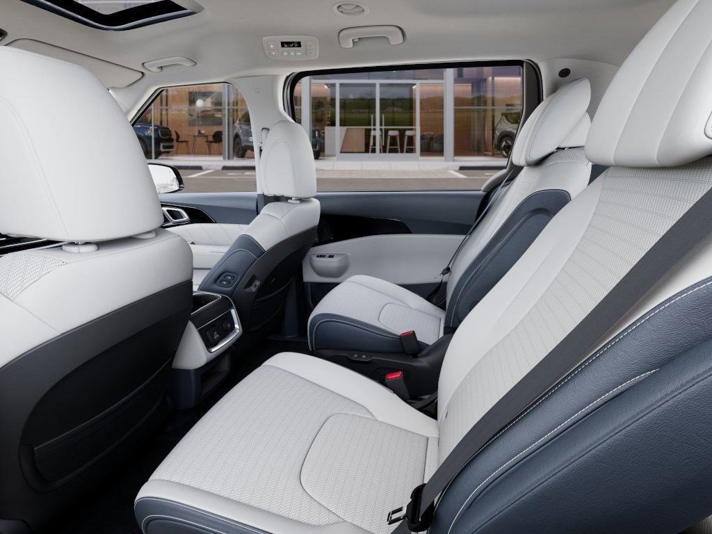 2026 Kia Carnival SX Prestige photo 18