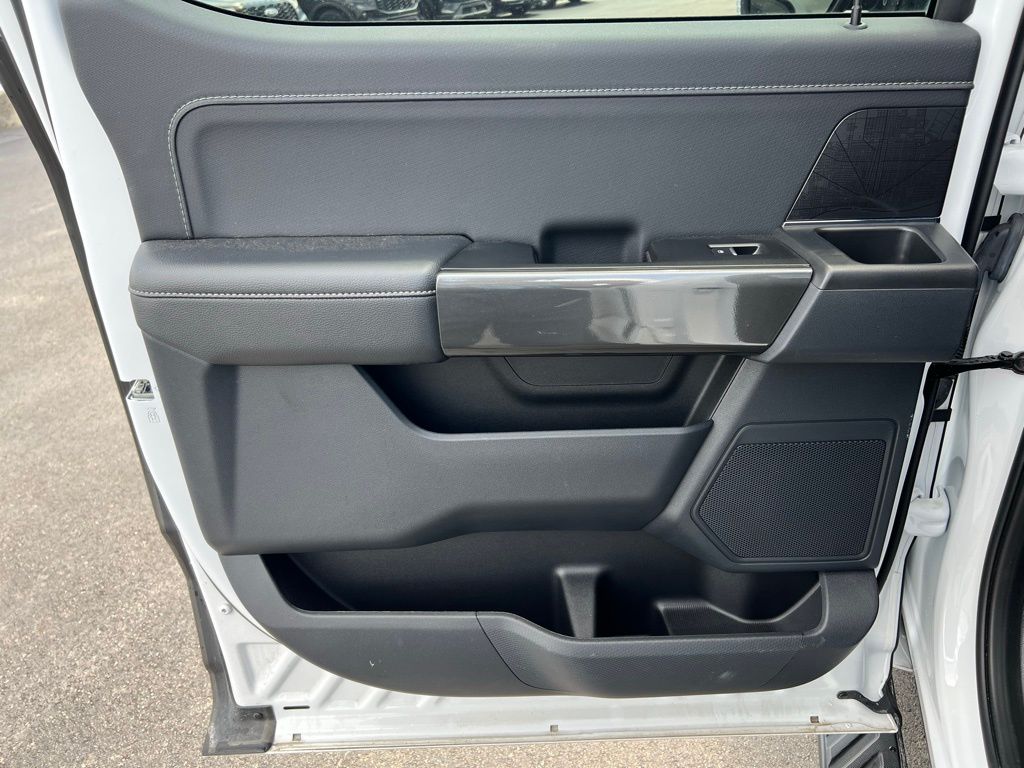 2023 Ford F-150 XLT photo 23