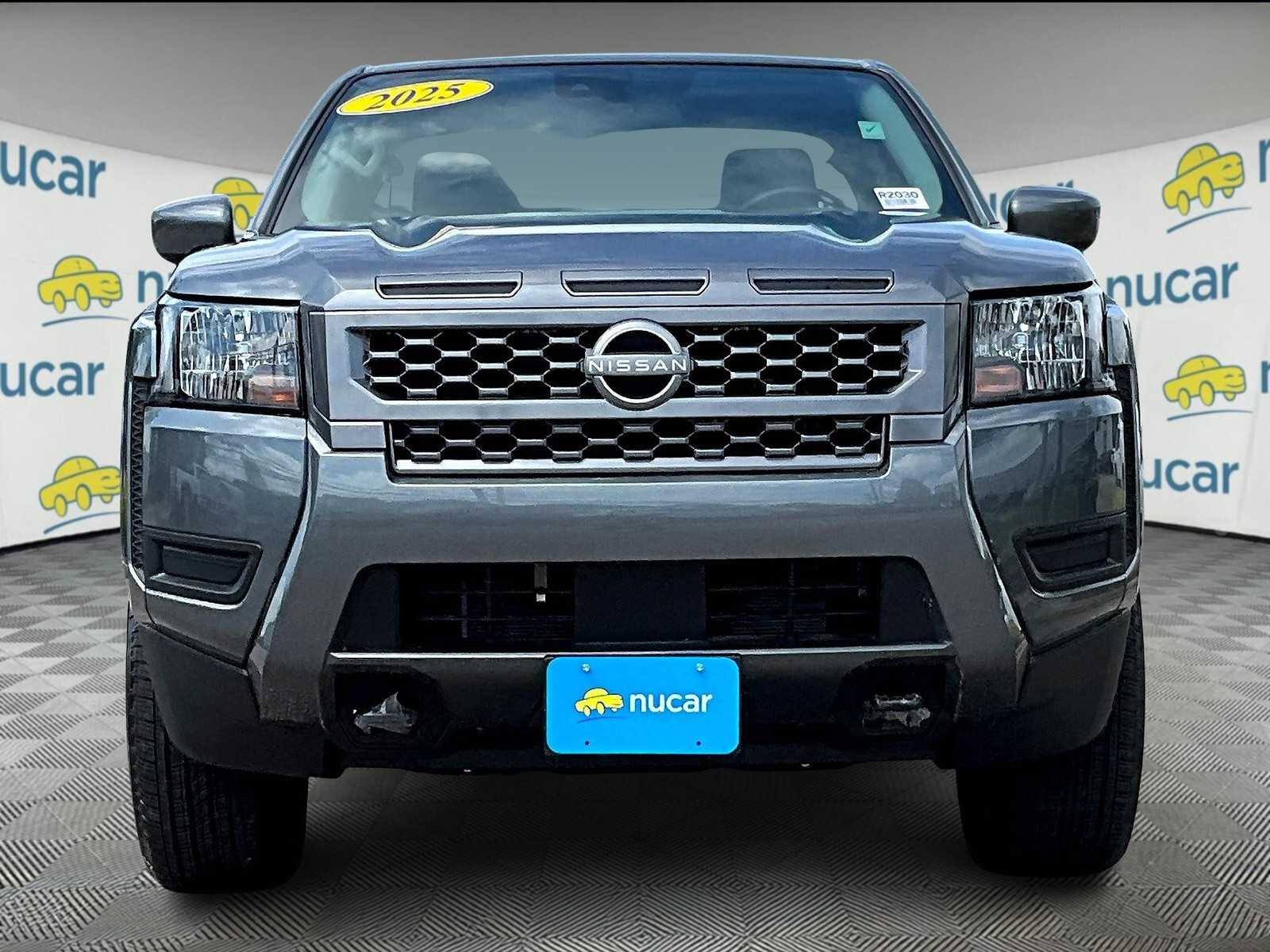 2025 Nissan Frontier SV photo 2