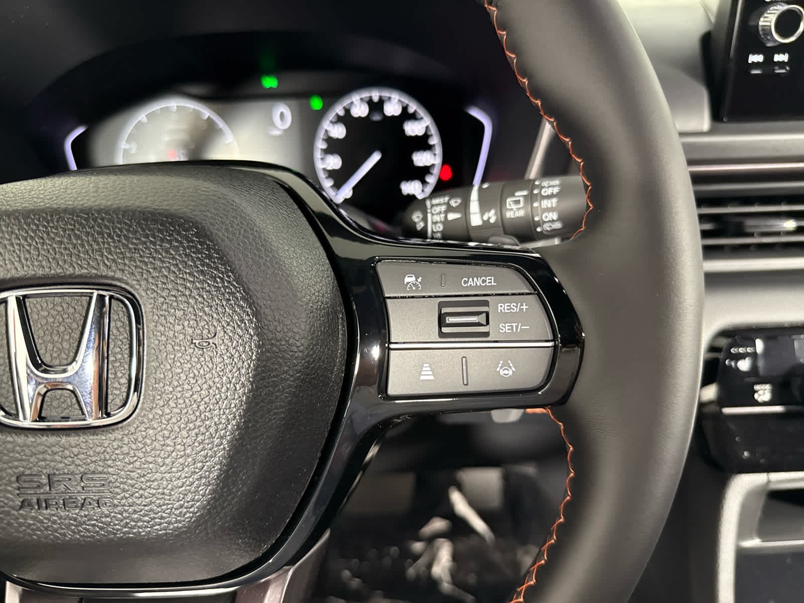 2025 Honda Pilot TrailSport photo 30