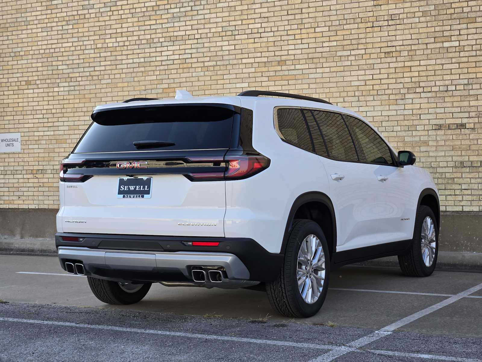 2026 Gmc Acadia Elevation photo 3