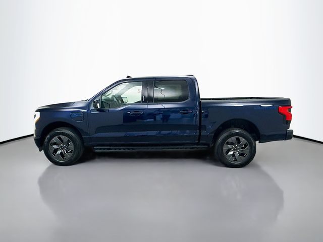 2025 Ford F-150 Lariat photo 3