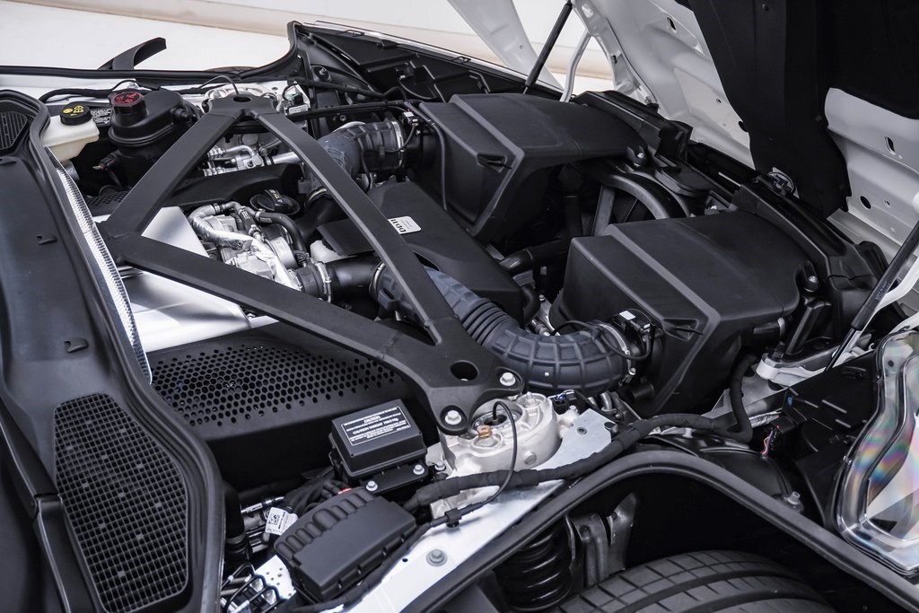 2021 Aston Martin DB11 AM5 photo 33