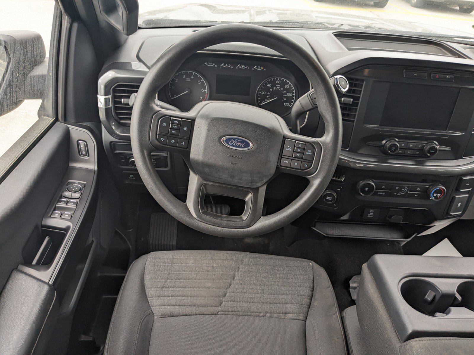 2022 Ford F-150 XL photo 14