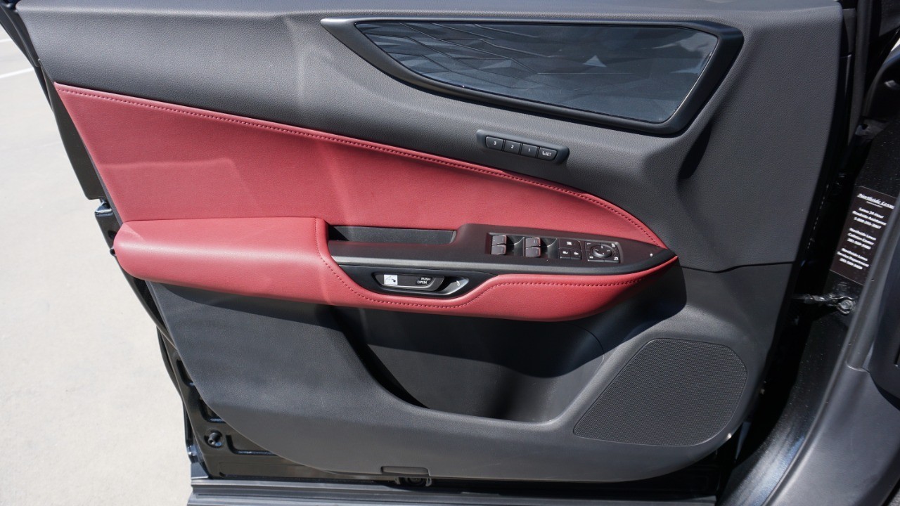 2024 Lexus NX 250 Premium photo 19