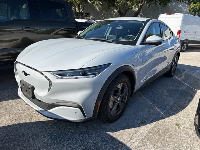 2021 Ford Mustang Mach-E Select RWD's photo