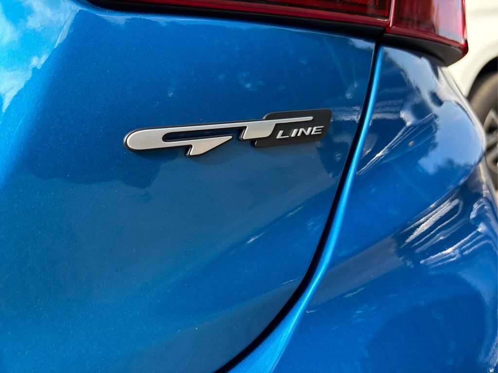 2024 Kia Forte GT-Line photo 13