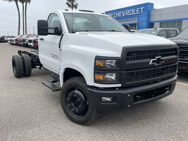 2024 Chevrolet Silverado 4500 Medium Duty Chassis Cab Work Truck's photo