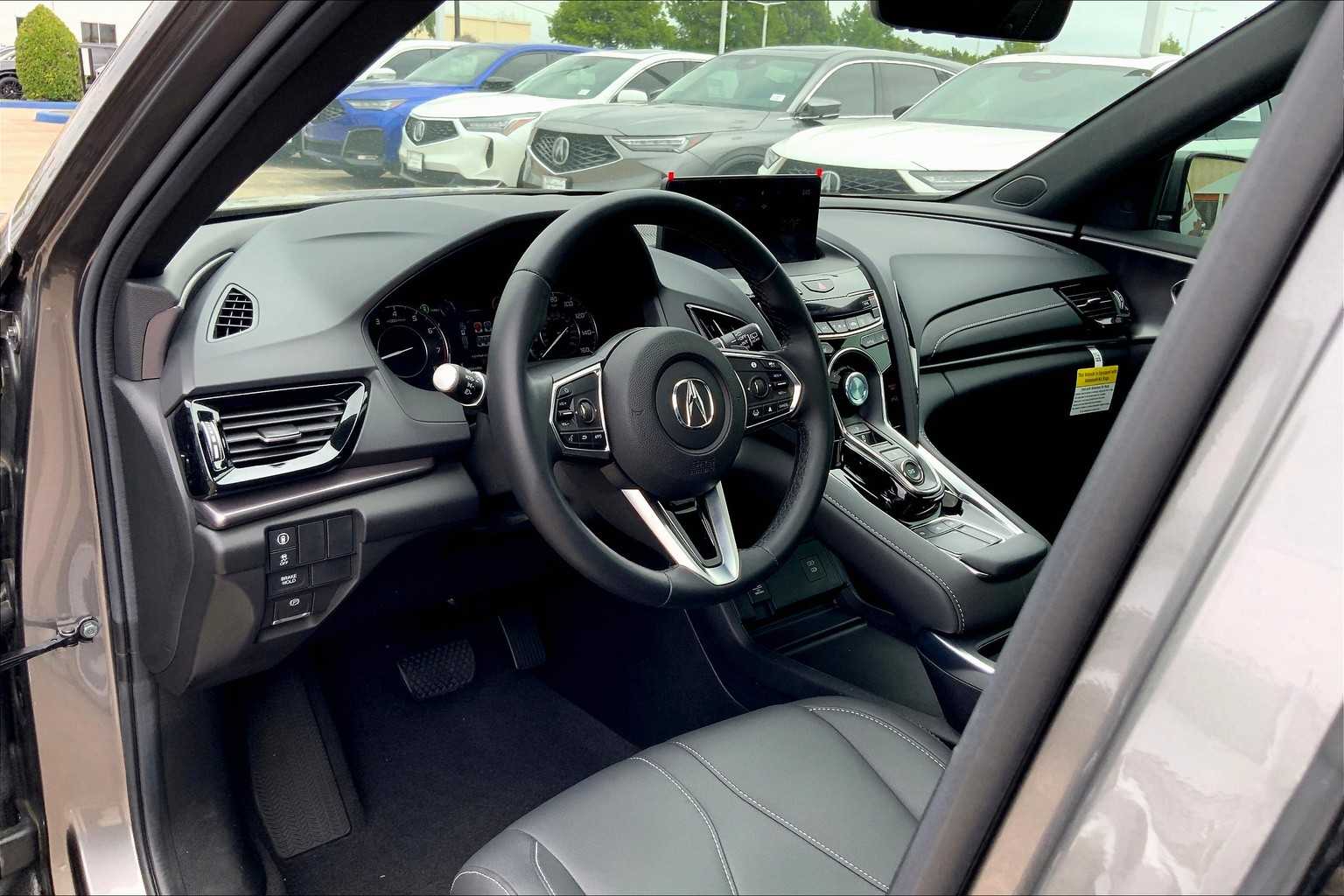 2025 Acura RDX photo 13
