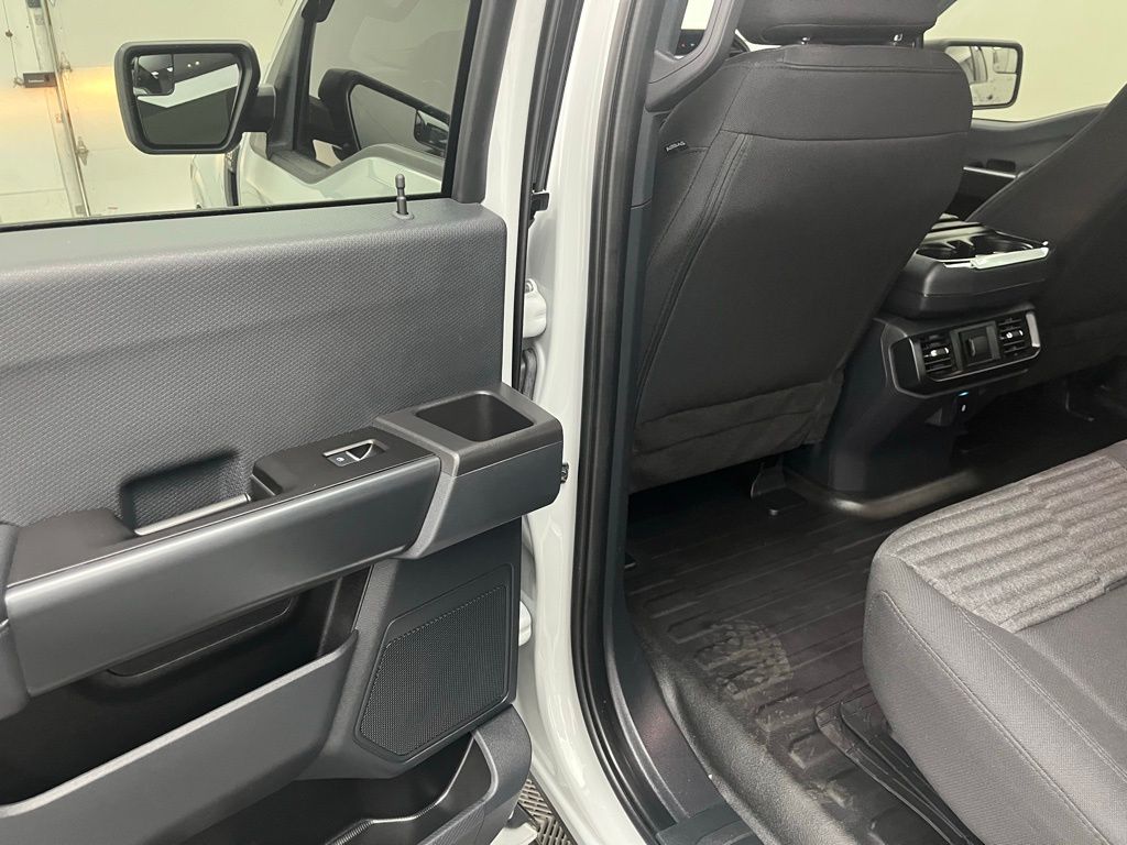 2023 Ford F-150 XL photo 29