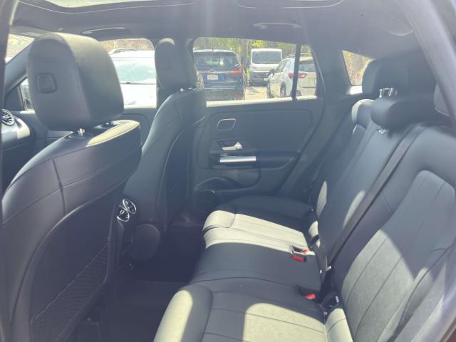 2021 Mercedes Benz GLA 250 4MATIC photo 7