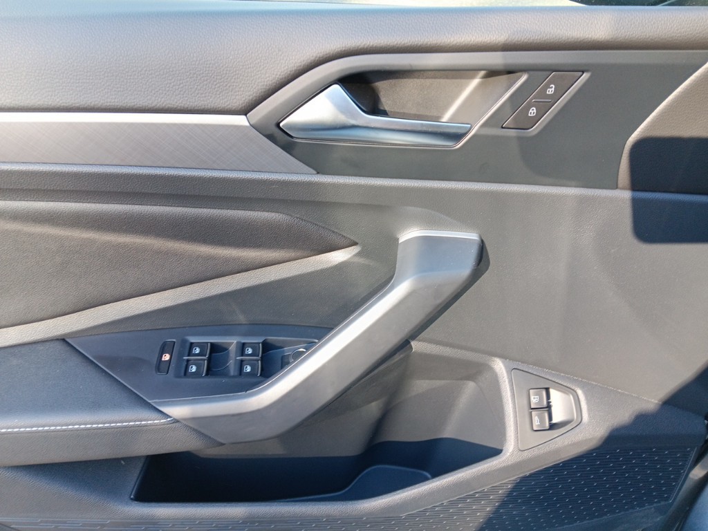 New 2024 Volkswagen Jetta 1.5T SE 4D Sedan in Chesapeake W4J050459 Southern Volkswagen Greenbrier