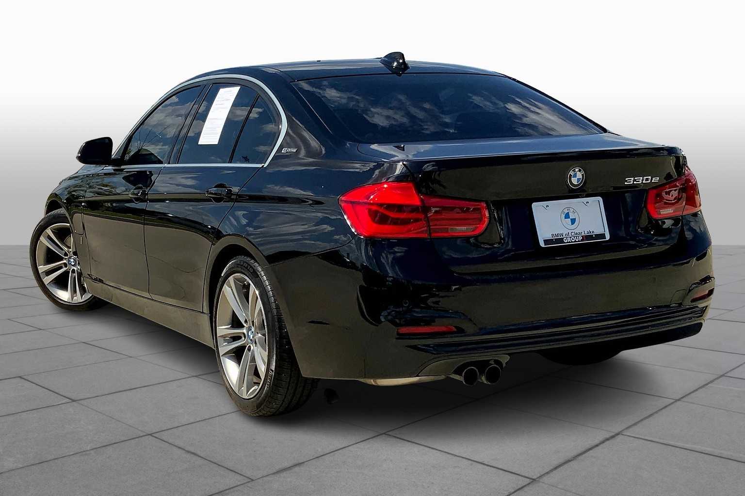 2025 Bmw 330i photo 11