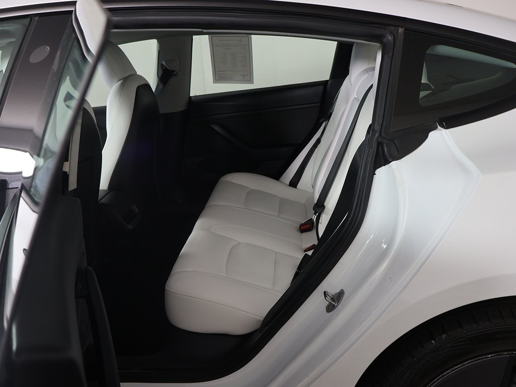 2021 Tesla Model 3 Standard Range Plus photo 19