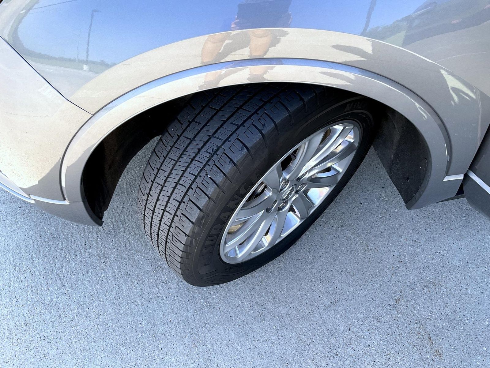 2019 Buick Envision Essence photo 24