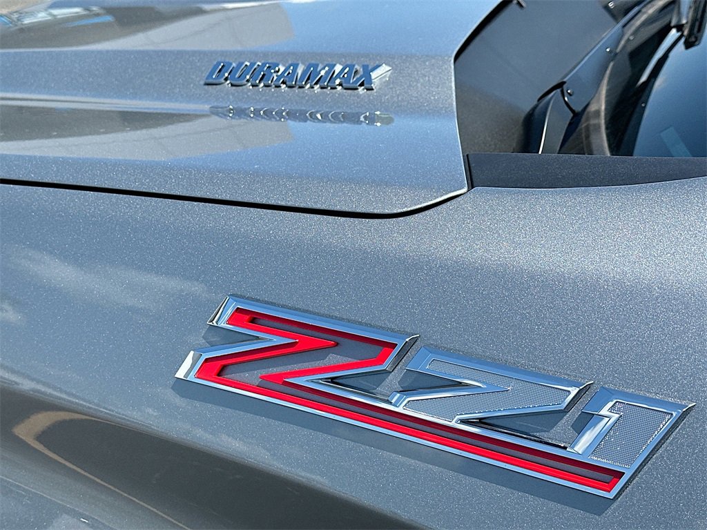 2025 Chevrolet Silverado 1500 RST photo 17