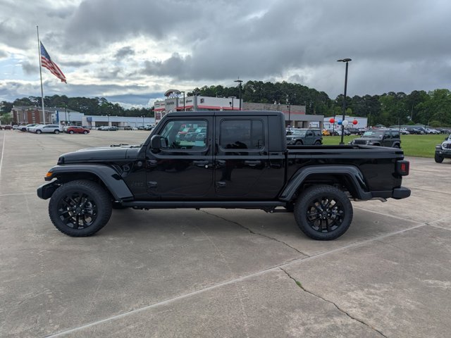 2025 Jeep Gladiator Sport photo 2