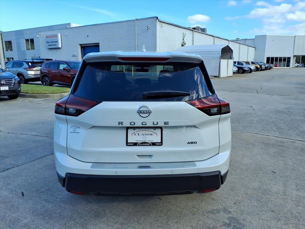 2026 Nissan Rogue SV photo 3