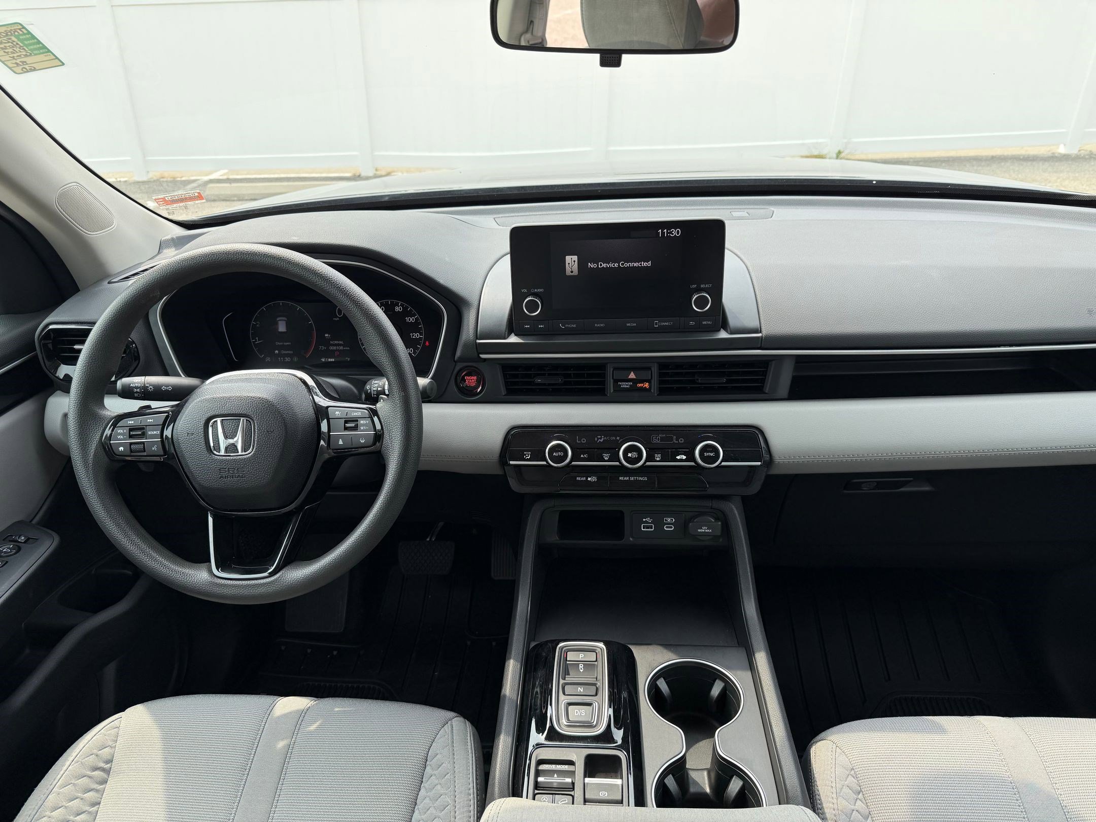 2024 Honda Pilot LX photo 12