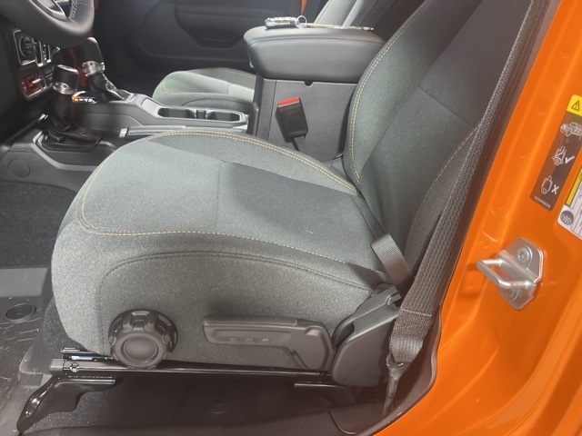 2025 Jeep Wrangler Willys photo 3