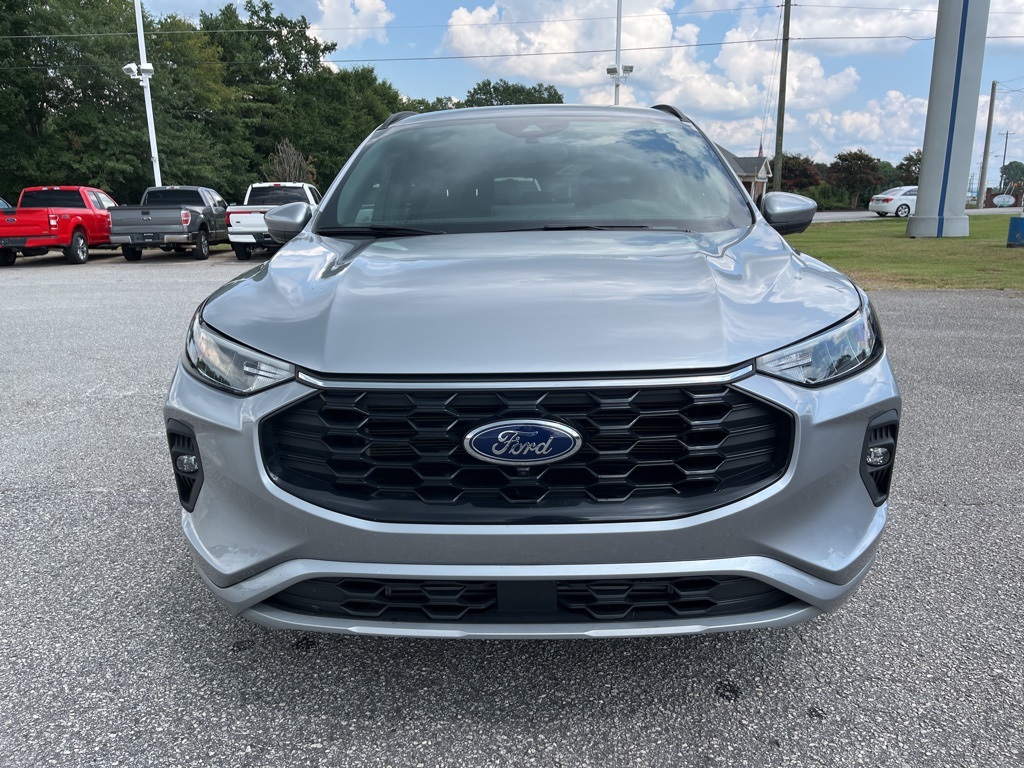 2024 Ford Escape ST-Line Select photo 2