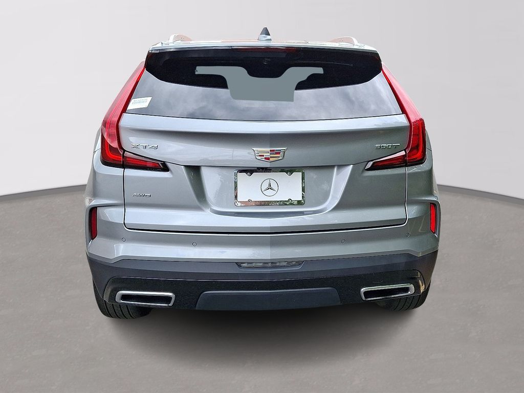 2024 Cadillac XT4 Premium Luxury photo 4