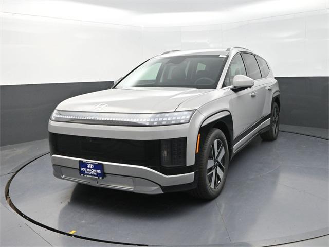 2026 Hyundai Ioniq SEL photo 4