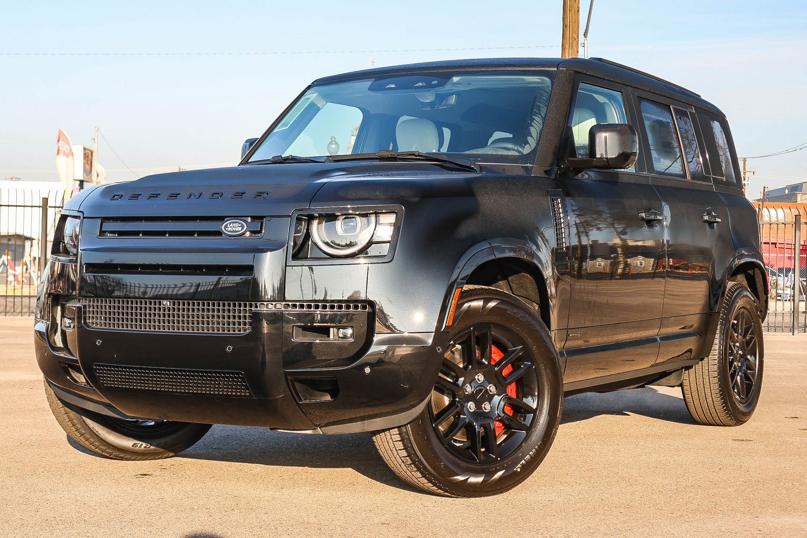 2026 Land Rover Defender X's photo