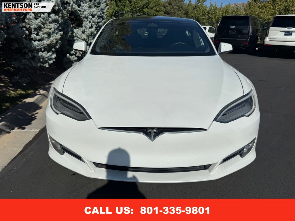 2020 Tesla Model S Performance photo 2