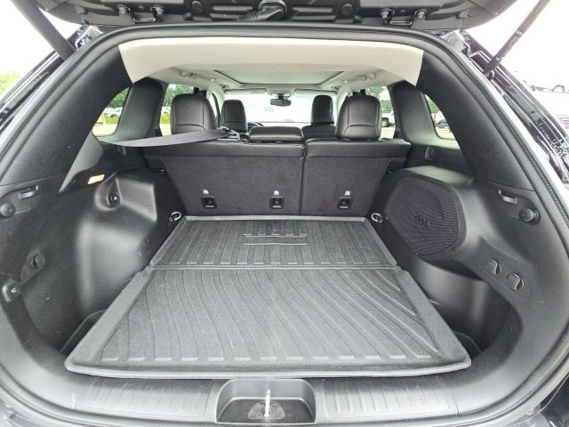 2022 Jeep Cherokee Latitude Lux photo 11