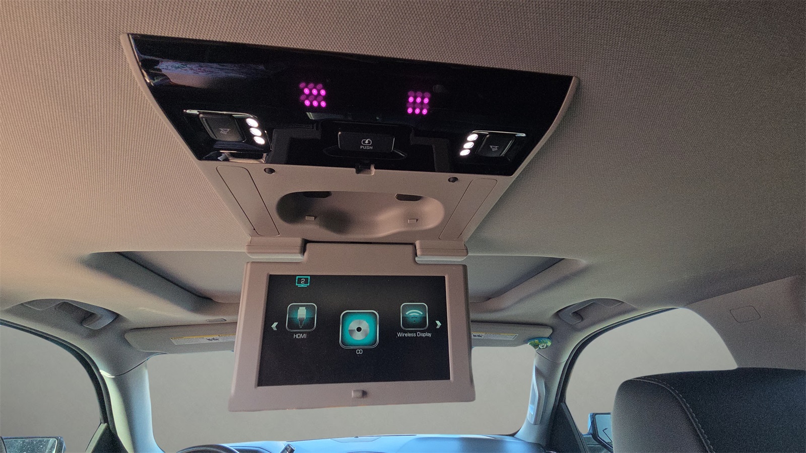 2018 Chevrolet Tahoe Premier photo 20