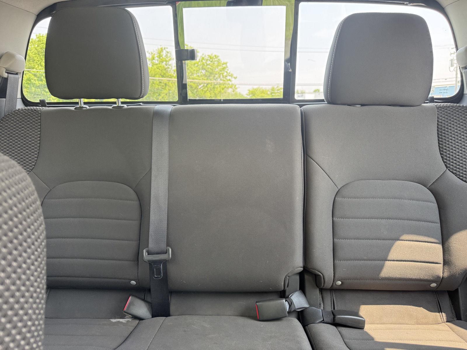 2019 Nissan Frontier PRO-4X photo 17
