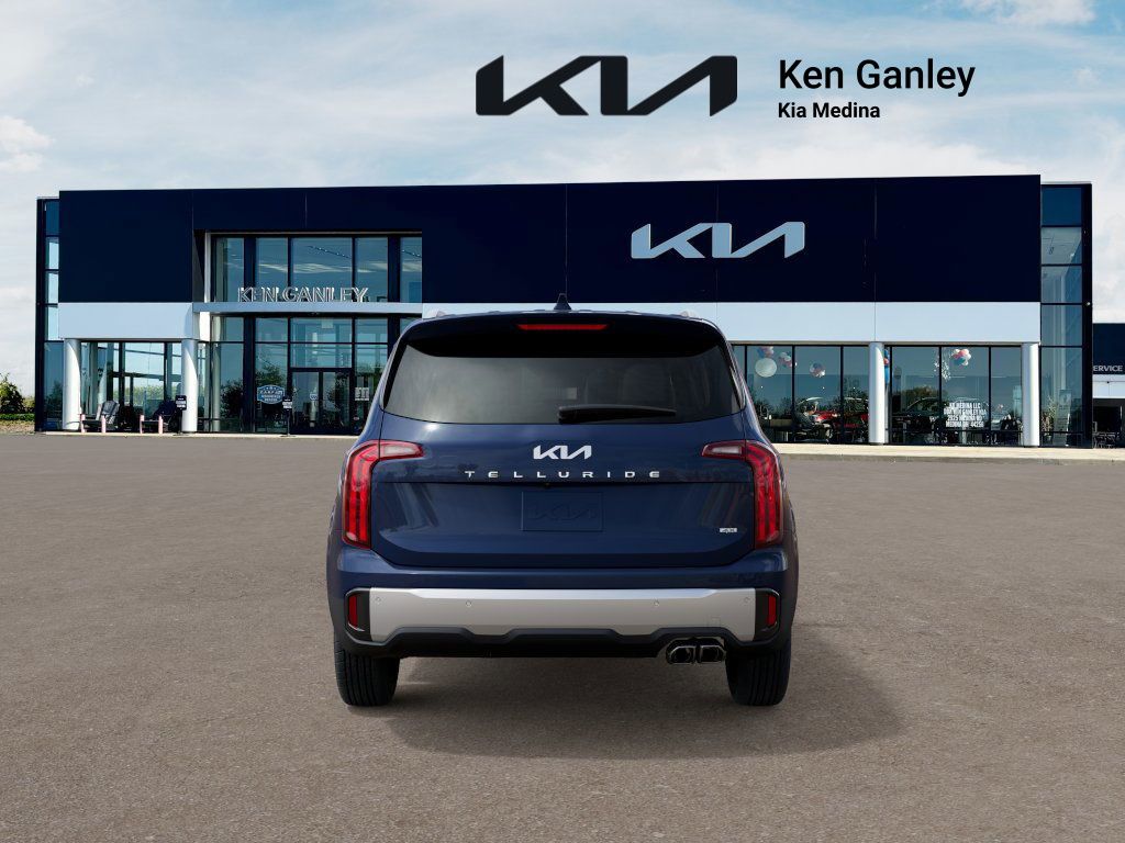 2025 Kia Telluride S photo 3