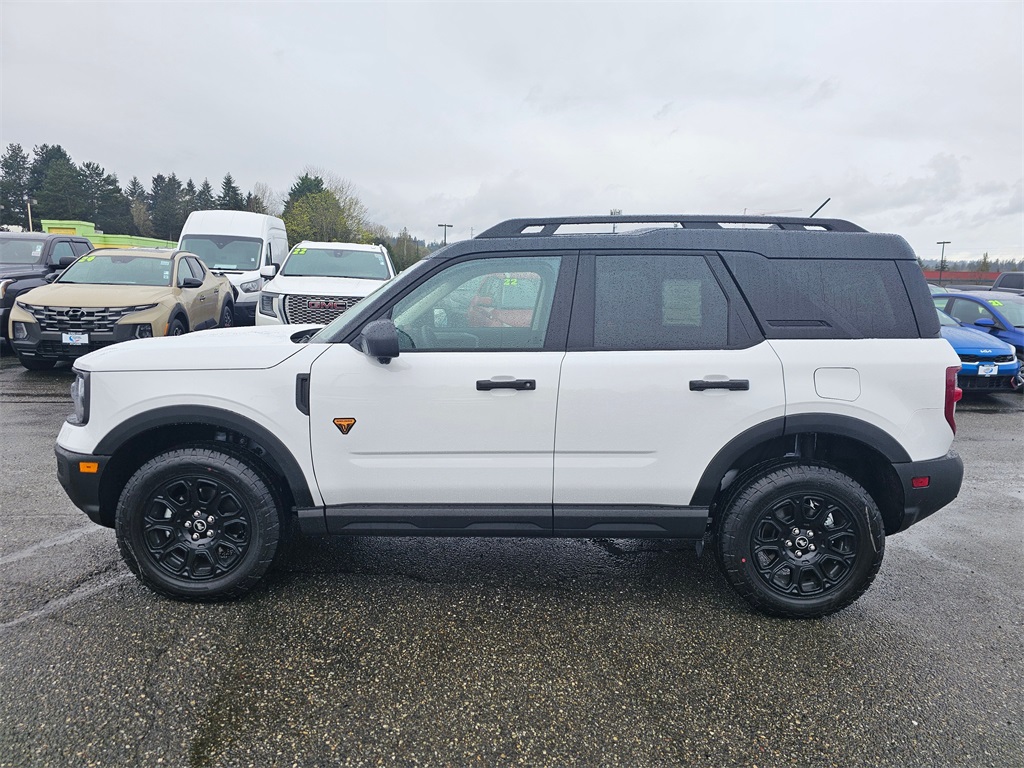 2025 Ford Bronco Sport Badlands photo 3