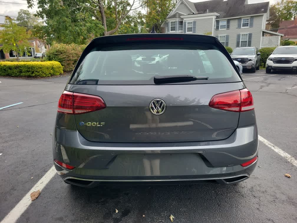 2019 Volkswagen e-Golf SEL Premium photo 2