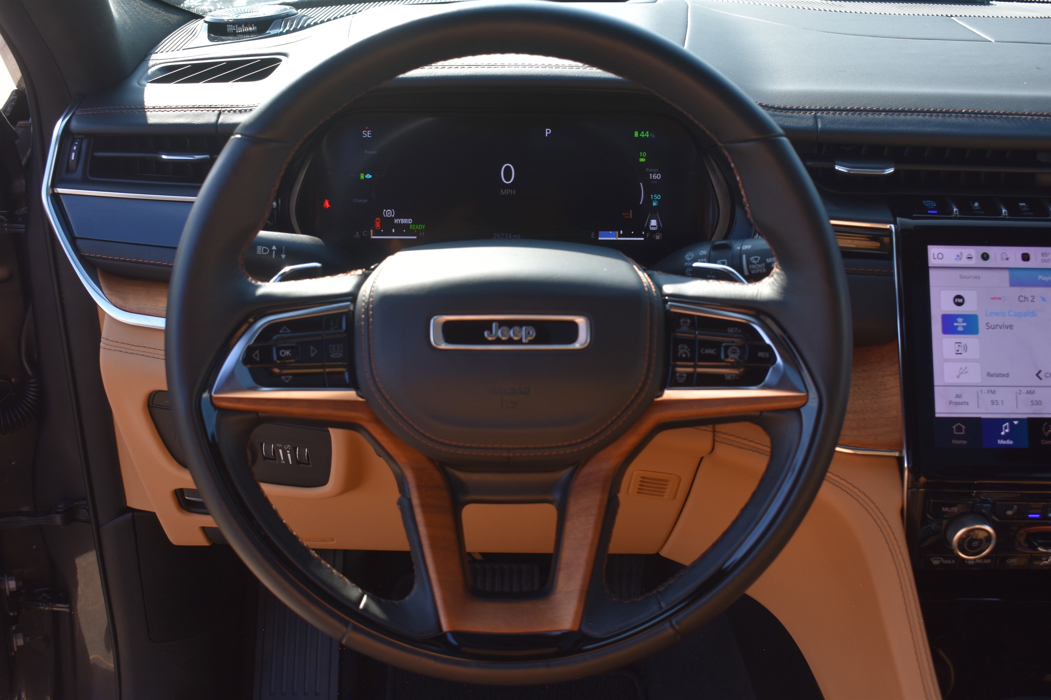 2022 Jeep Cherokee Summit 4xe photo 11