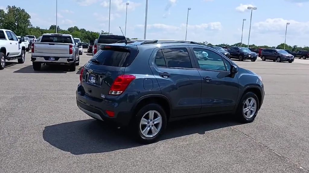2022 Chevrolet Trax LT photo 8