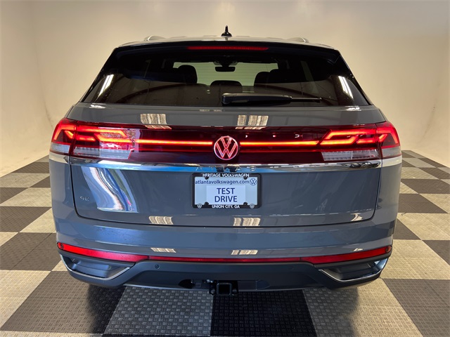 2026 Volkswagen Atlas Cross Sport SE Technology photo 4