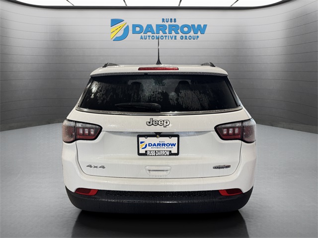 2025 Jeep Compass Latitude photo 3