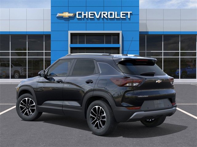 2025 Chevrolet Trailblazer LT photo 2