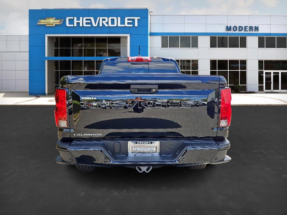 2026 Chevrolet Colorado LT photo 4