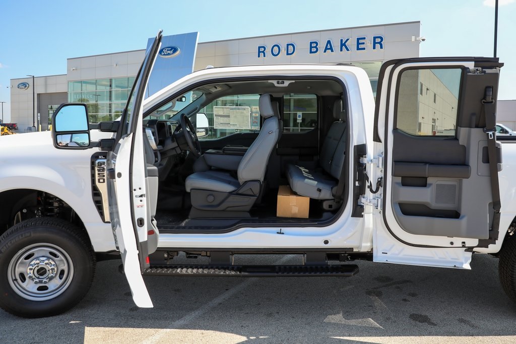 2025 Ford F-250 Super Duty XL - Photo 26