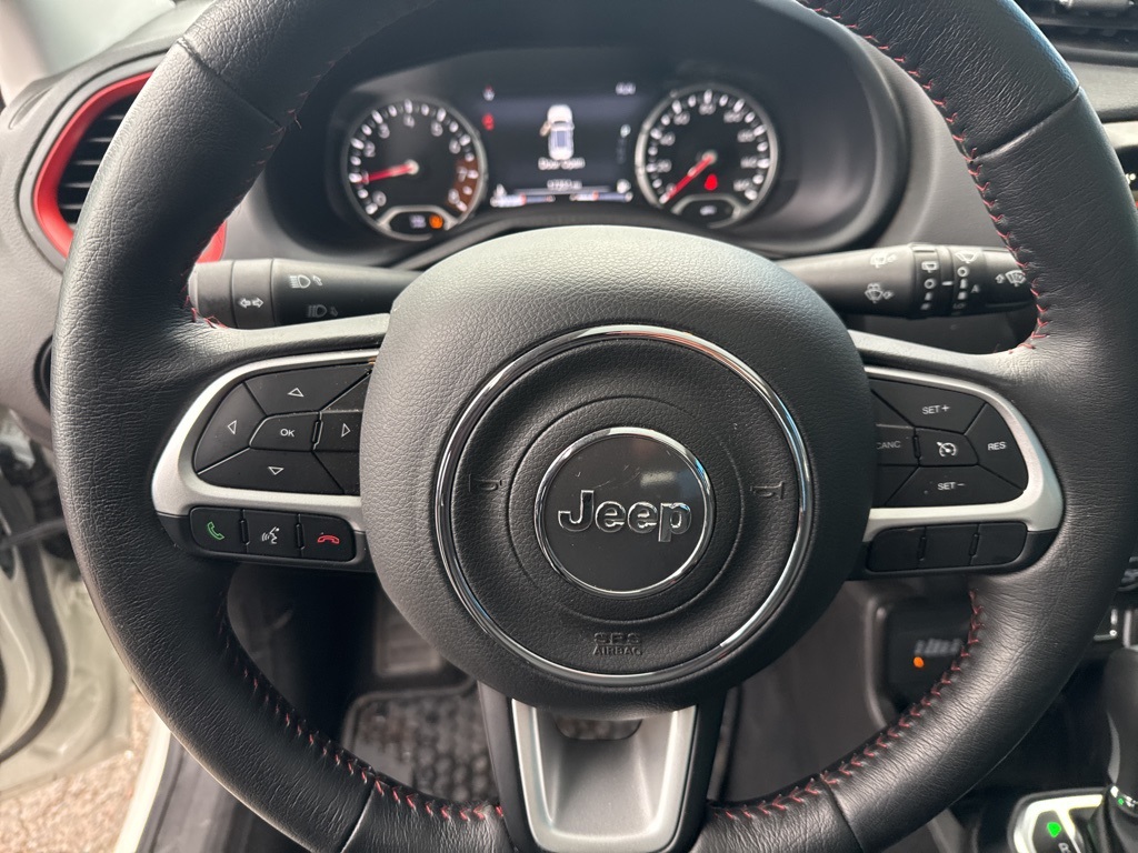 2023 Jeep Renegade Trailhawk photo 21