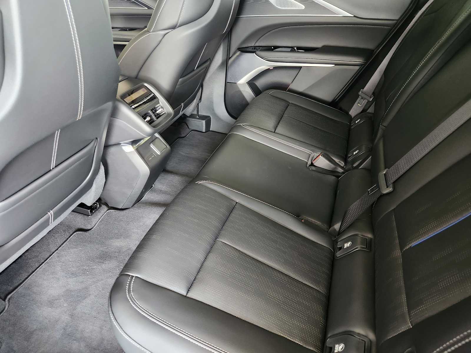 2026 Cadillac Lyriq photo 20